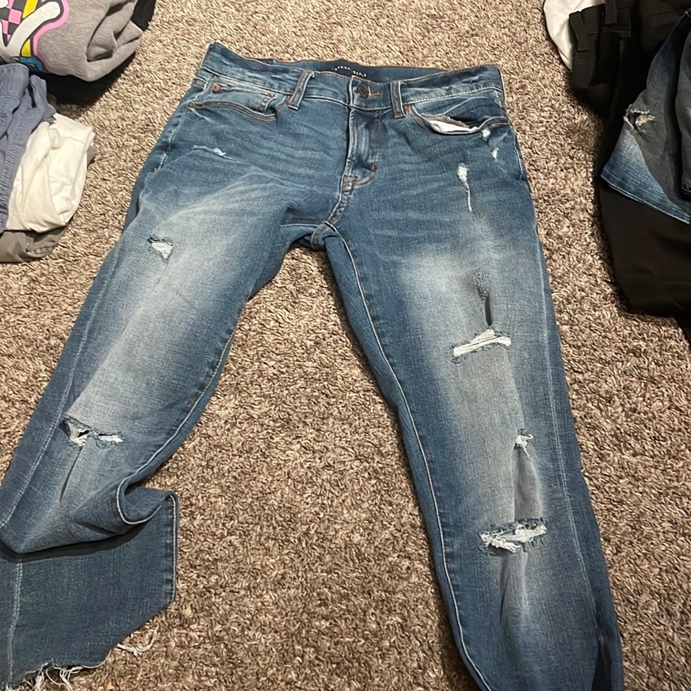 Aeropostale 29/30 ripped jeans